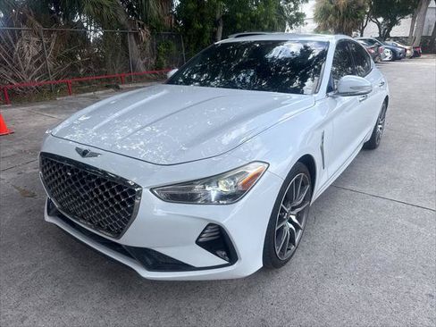 Used 2019 Genesis G70 3.3T Advanced RWD image 2