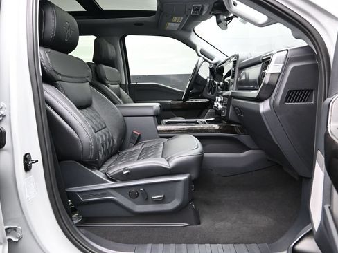 New 2026 Ford F250 Lariat w/ Lariat Ultimate Package AWD/4WD image 14