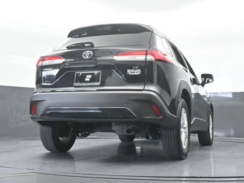 Used 2022 Toyota Corolla Cross LE w/ Moonroof Package FWD image 53