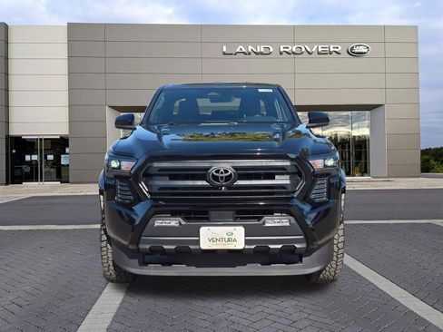 Used 2025 Toyota Tacoma SR5 RWD image 2