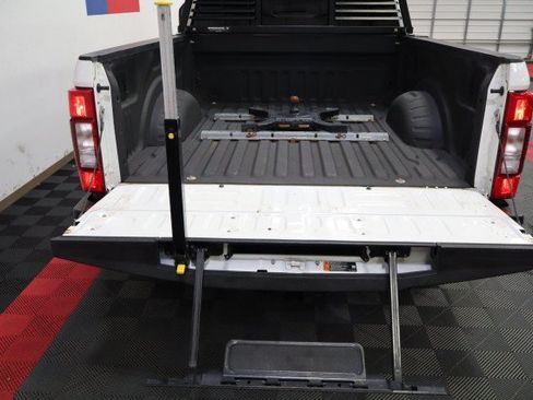 Used 2021 Ford F350 Lariat w/ Lariat Ultimate Package AWD/4WD image 35