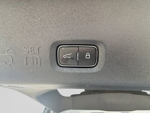 Used 2025 Ford Expedition Platinum w/ Stealth Performance Package AWD/4WD image 6