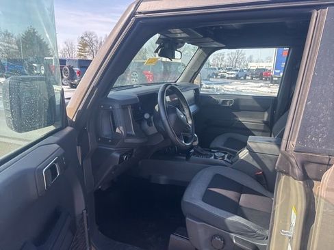 Used 2025 Ford Bronco Big Bend image 12