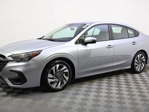 Used 2024 Subaru Legacy Limited AWD/4WD image 2