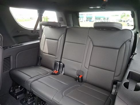New 2026 GMC Yukon XL Denali w/ Denali Reserve Package AWD/4WD image 7