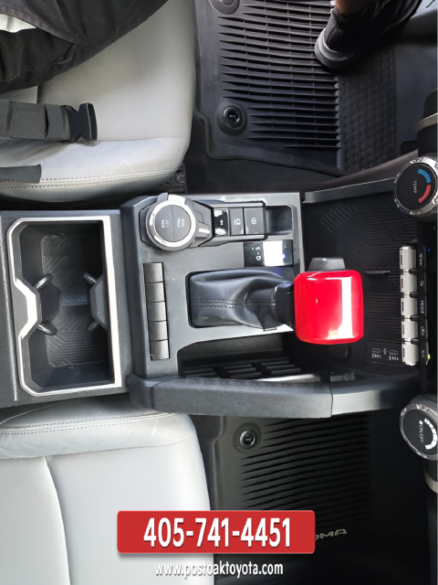 Used 2024 Toyota Tacoma SR5 AWD/4WD image 17