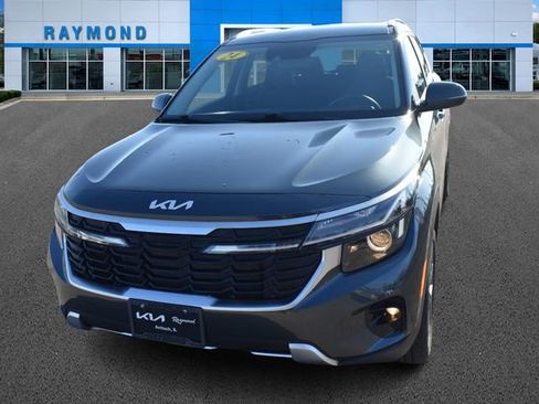 Used 2024 Kia Seltos S AWD/4WD image 8