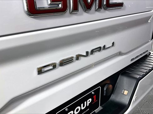 Used 2020 GMC Sierra 2500 Denali w/ Denali Ultimate Package image 10