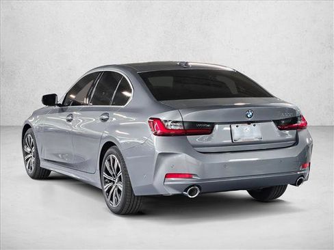Used 2026 BMW 330i Sedan w/ Premium Package RWD image 7