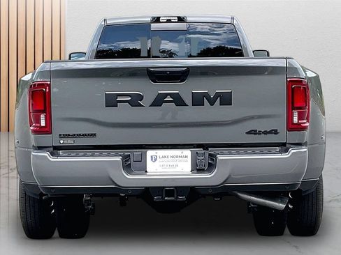 New 2026 RAM 3500 Big Horn AWD/4WD image 7