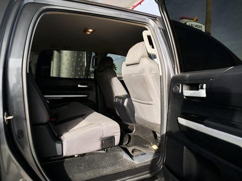 Used 2017 Toyota Tundra SR5 image 17