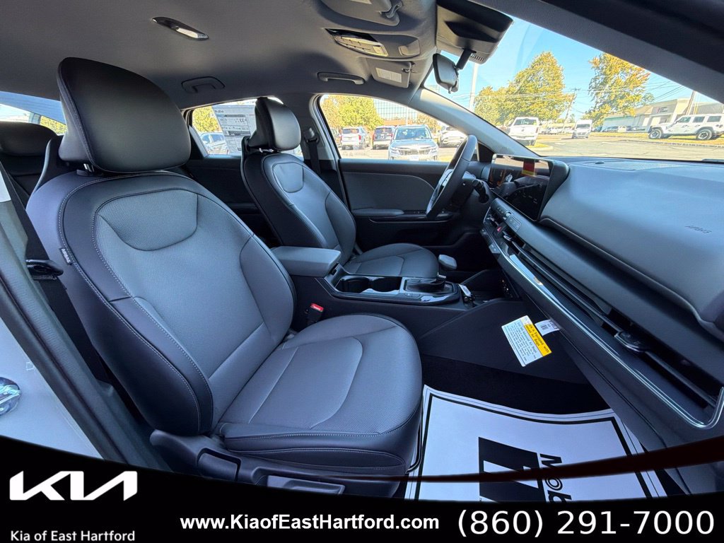 New 2026 Kia K4 EX FWD image 11