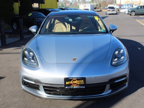 Used 2018 Porsche Panamera 4 AWD/4WD image 23