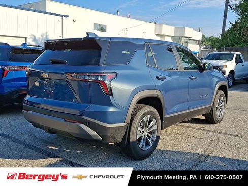 New 2026 Chevrolet Equinox LT w/ Convenience Package II image 3