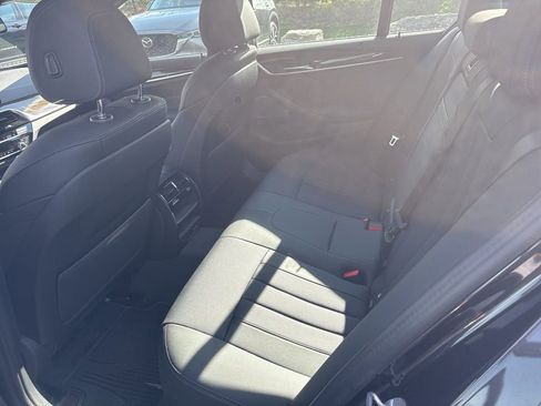 Used 2023 BMW 540i xDrive w/ Premium Package image 11