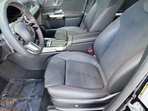 Certified 2024 Mercedes-Benz GLB 250 image 5