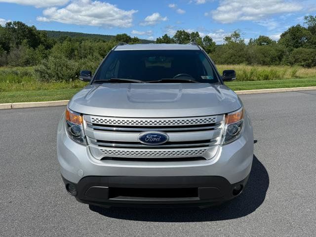 Used 2015 Ford Explorer XLT w/ Equipment Group 201A AWD/4WD image 2