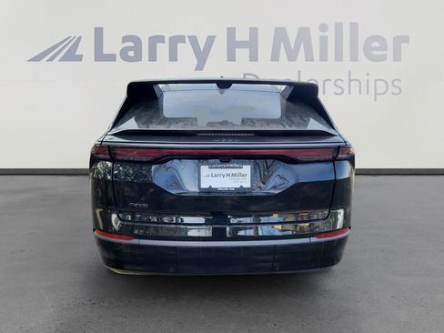 New 2025 Jeep Wagoneer S Launch Edition image 4