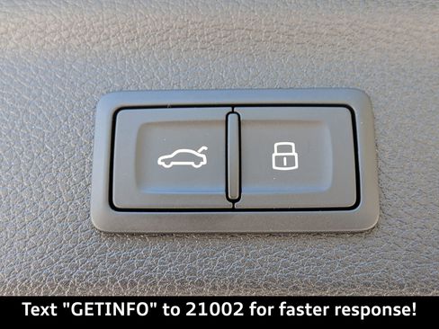 Used 2025 Audi Q3 2.0T Premium w/ Convenience Package image 13