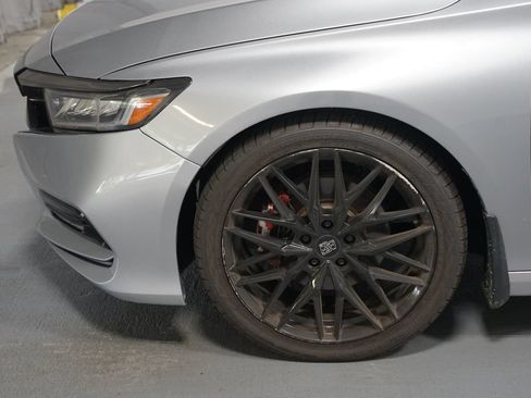 Used 2019 Honda Accord Sport image 5