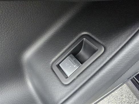 New 2025 Audi A8 L 3.0T image 23