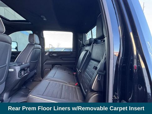 Used 2025 GMC Sierra 2500 AT4X image 29