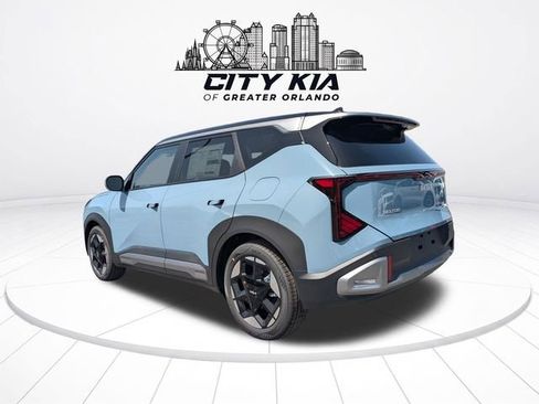 New 2027 Kia Seltos S FWD image 3
