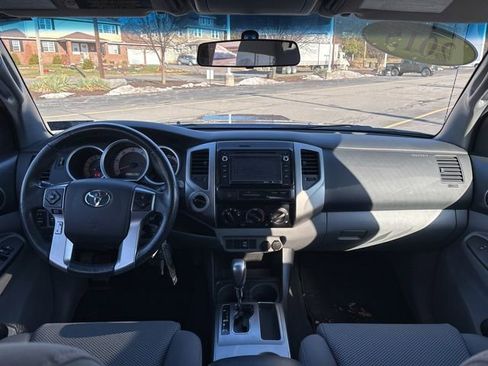 Used 2015 Toyota Tacoma 4x4 Double Cab image 20