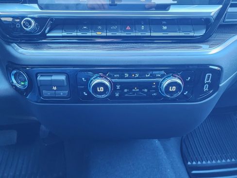 New 2026 GMC Sierra 1500 Elevation image 29