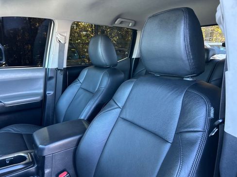 Used 2019 Toyota Tacoma SR5 image 21