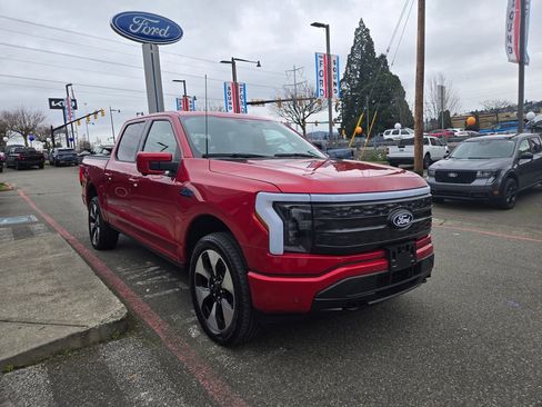 Used 2025 Ford F150 Lightning Platinum image 3
