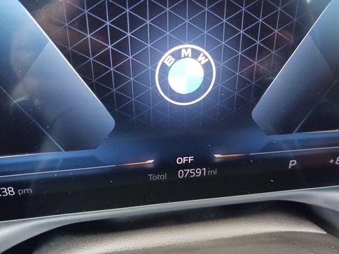 Used 2025 BMW 330i Sedan w/ Convenience Package RWD image 19