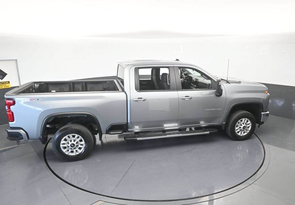 Used 2025 Chevrolet Silverado 2500 LT w/ Convenience Package AWD/4WD image 46