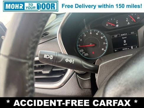 Used 2018 Chevrolet Equinox LT FWD image 21