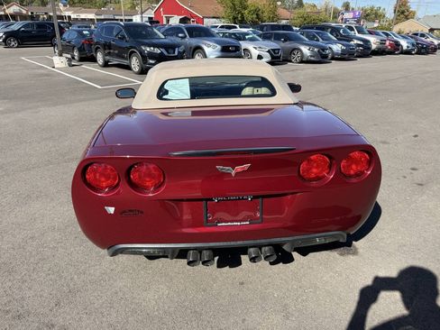 Used 2006 Chevrolet Corvette Convertible w/ Preferred Equipment Group RWD image 27