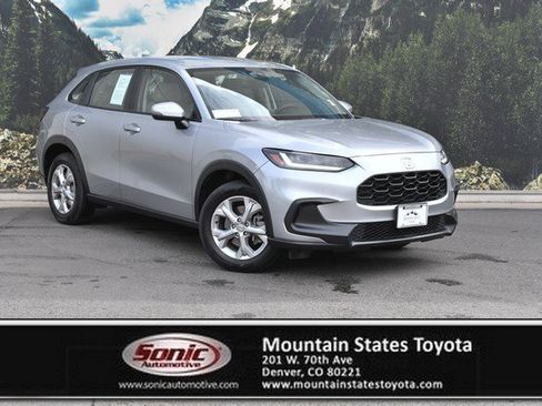 Used 2025 Honda HR-V LX image 1