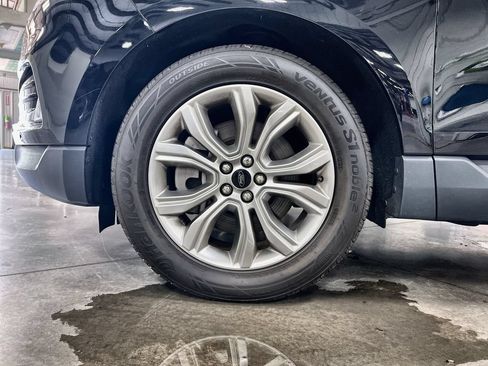 Used 2023 Ford Edge Titanium w/ Equipment Group 301A AWD/4WD image 11
