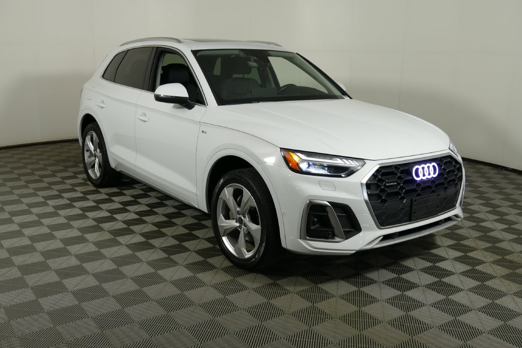 Used 2023 Audi Q5 2.0T Prestige w/ Prestige Package AWD/4WD image 1