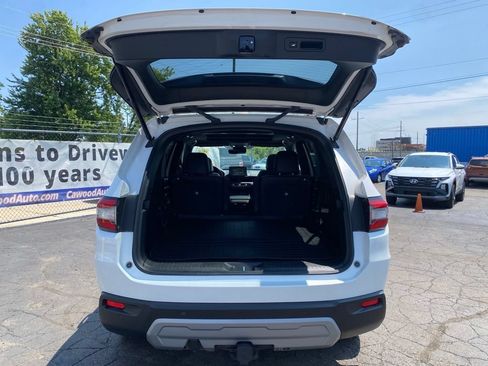 Used 2023 Honda Pilot TrailSport image 5