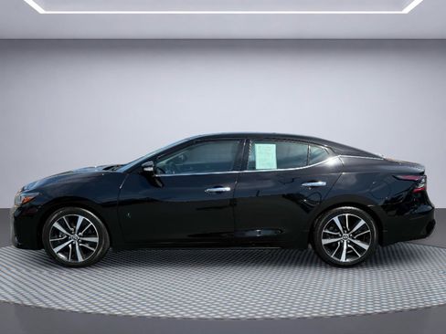 Used 2023 Nissan Maxima SL FWD image 3