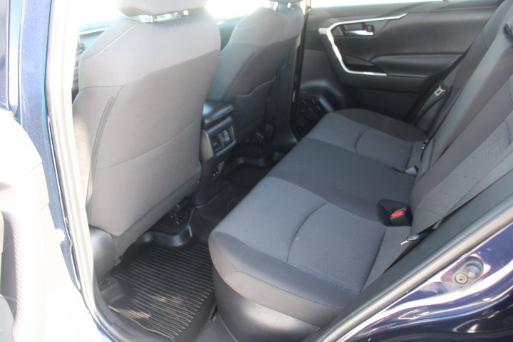 Certified 2022 Toyota RAV4 XLE w/ Convenience Package AWD/4WD image 14