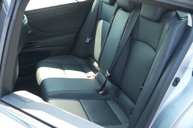 Used 2022 Lexus ES 350 w/ Premium Package FWD image 15