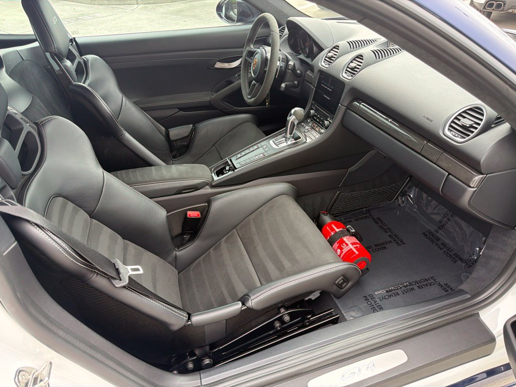 Used 2023 Porsche 718 Cayman GT4 RWD image 18
