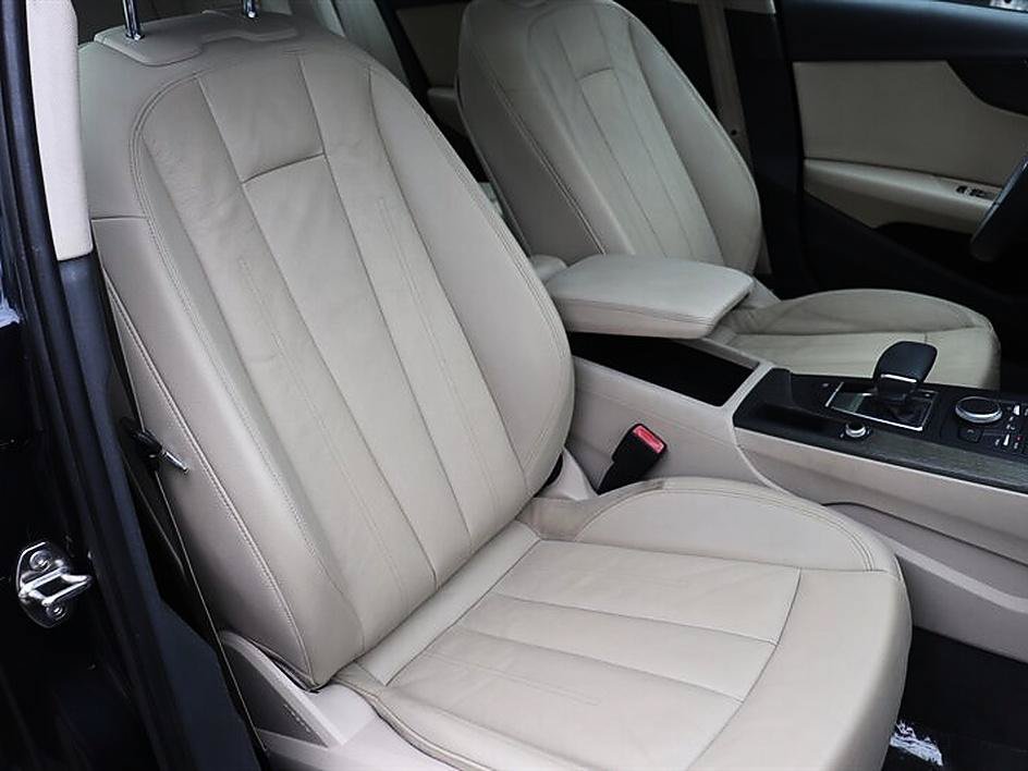 Used 2018 Audi A4 2.0T Ultra Premium w/ Convenience Package FWD image 12