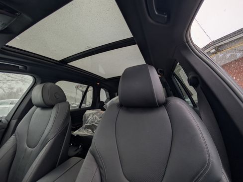 Used 2021 BMW X5 xDrive40i w/ Premium Package 3 image 7