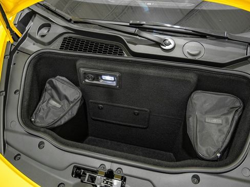 Used 2018 Lamborghini Huracan Performante image 59