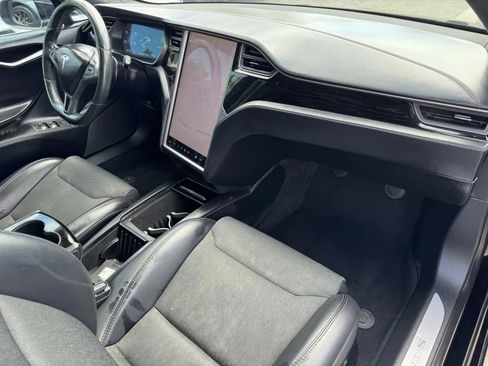 Used 2018 Tesla Model S 75D image 5