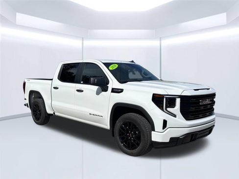 Used 2026 GMC Sierra 1500 Pro w/ Graphite Edition AWD/4WD image 3