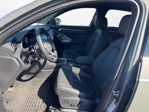 Used 2022 Audi Q3 2.0T Premium image 9
