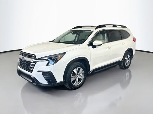 Used 2025 Subaru Ascent Premium AWD/4WD image 4